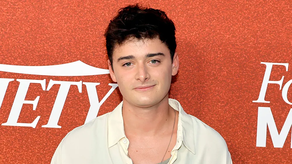 Noah Schnapp Biography, Age, Family, Career, Net Worth & More