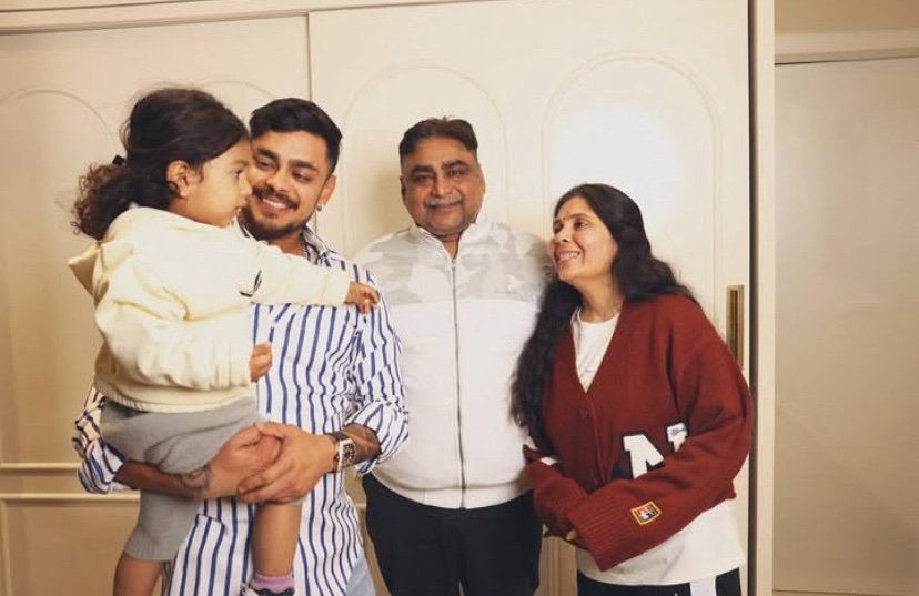 Ishan Kishan Family